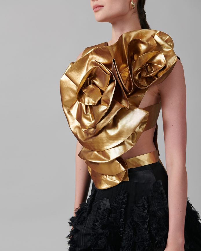 مُكَمِّلات عبد اللطيف Anne Fontaine نحيف واجهة قميص مكشكشة معدنية من أعلى ساكسو ذهب T622DL574