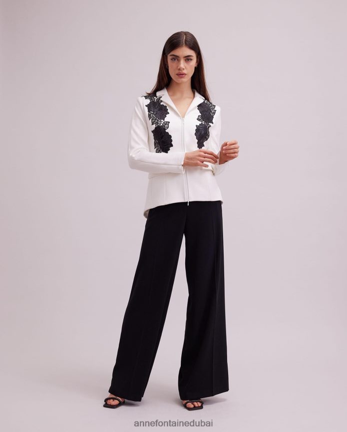 ملابس عبد اللطيف Anne Fontaine نحيف سترة Vorra سترة مصممة مع زخارف وردية من الجلد الصناعي أسود/أبيض T622DL457